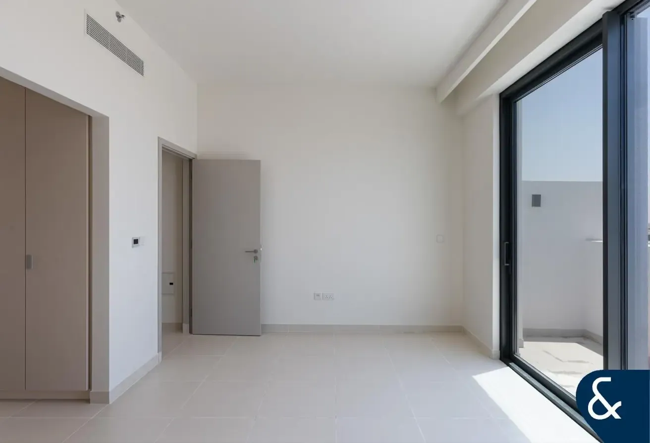 Duplex | Spacious Open Plan | Rare Unit