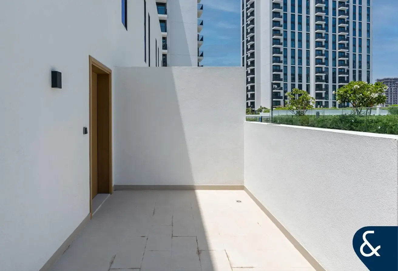 Duplex | Spacious Open Plan | Rare Unit