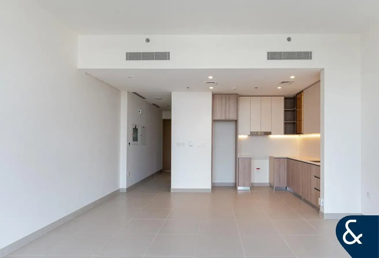 Duplex | Spacious Open Plan | Rare Unit