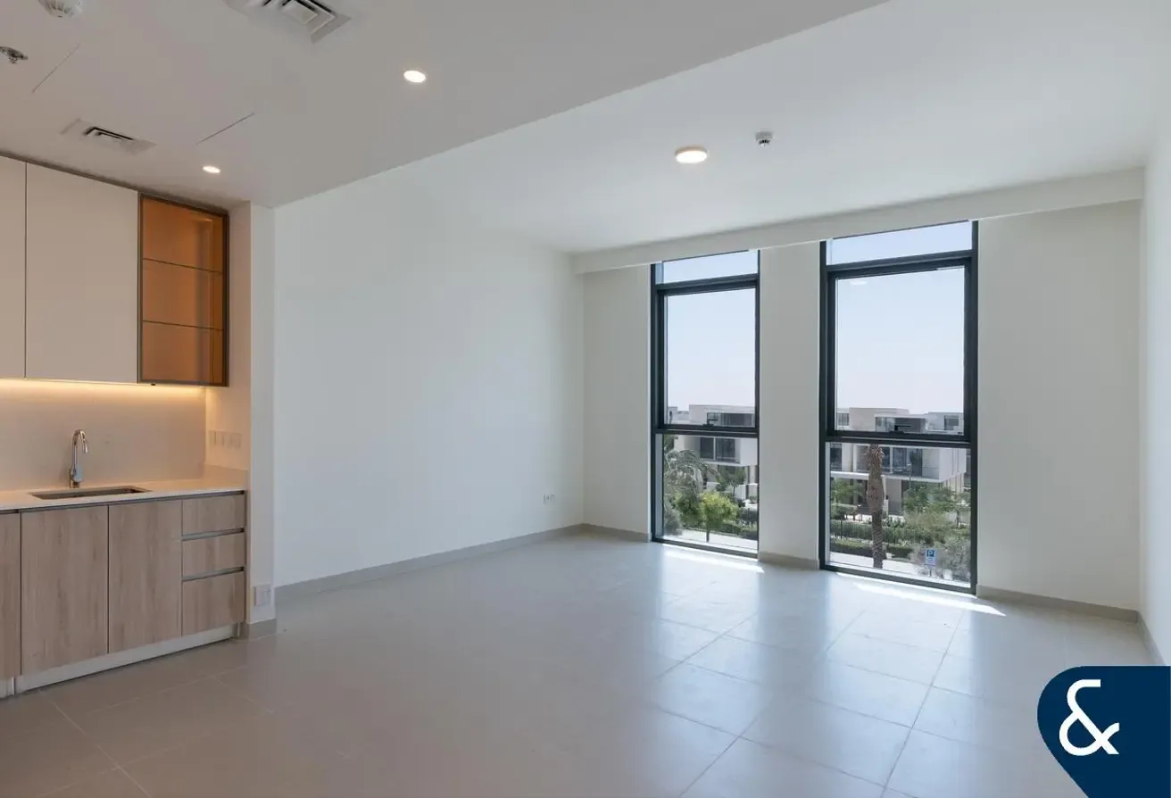 Duplex | Spacious Open Plan | Rare Unit