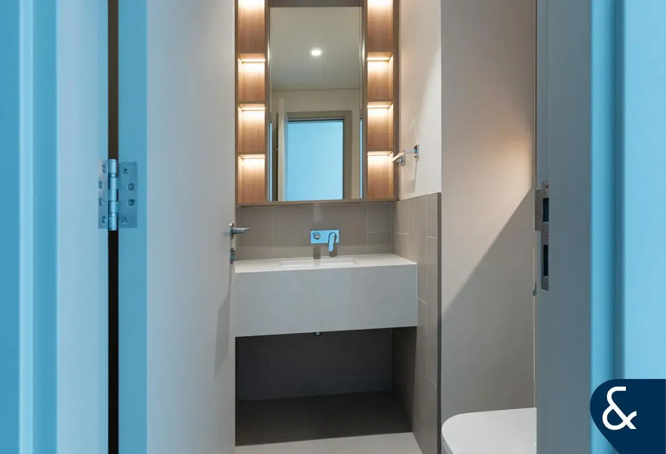 Duplex | Spacious Open Plan | Rare Unit