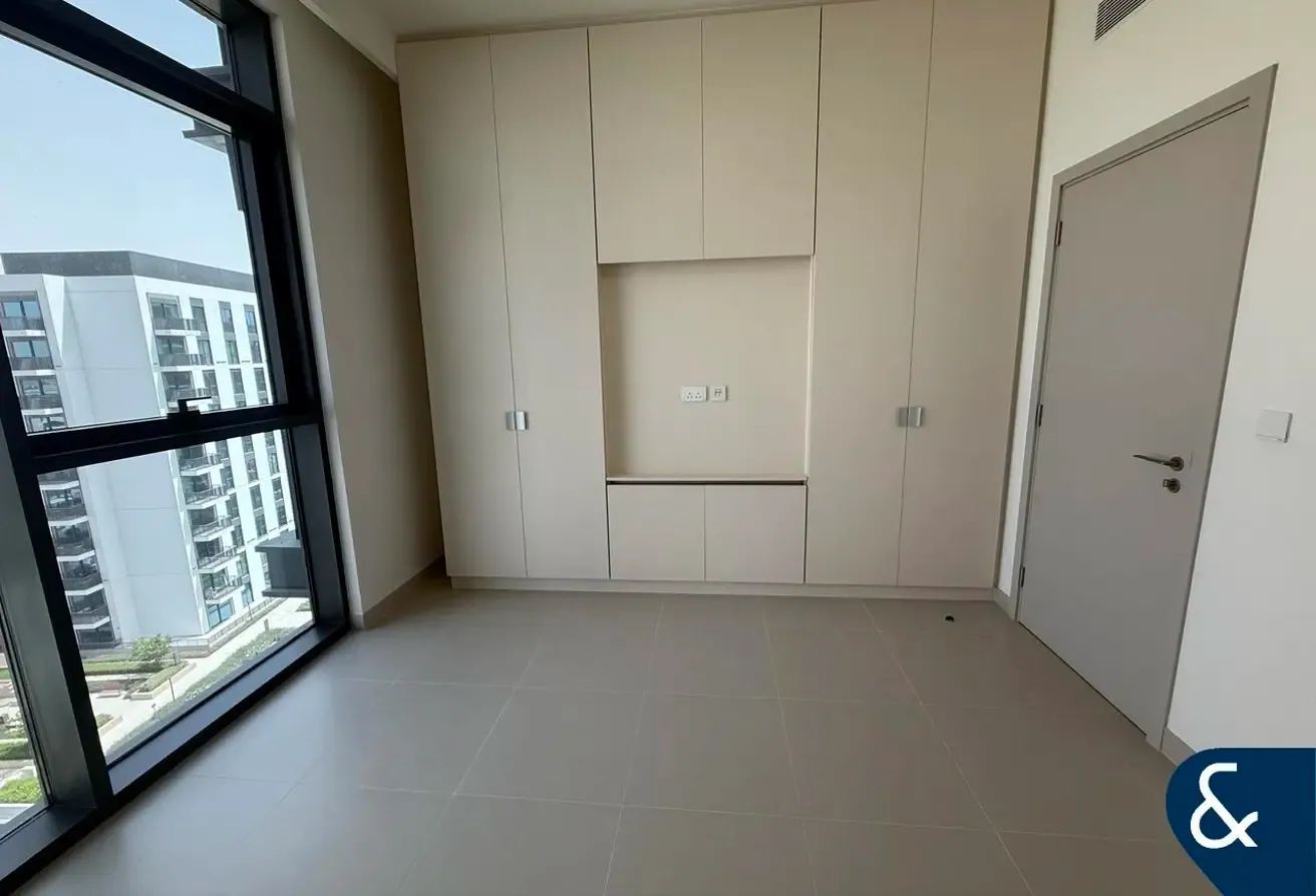 Mid Floor | Great Views | Brand New