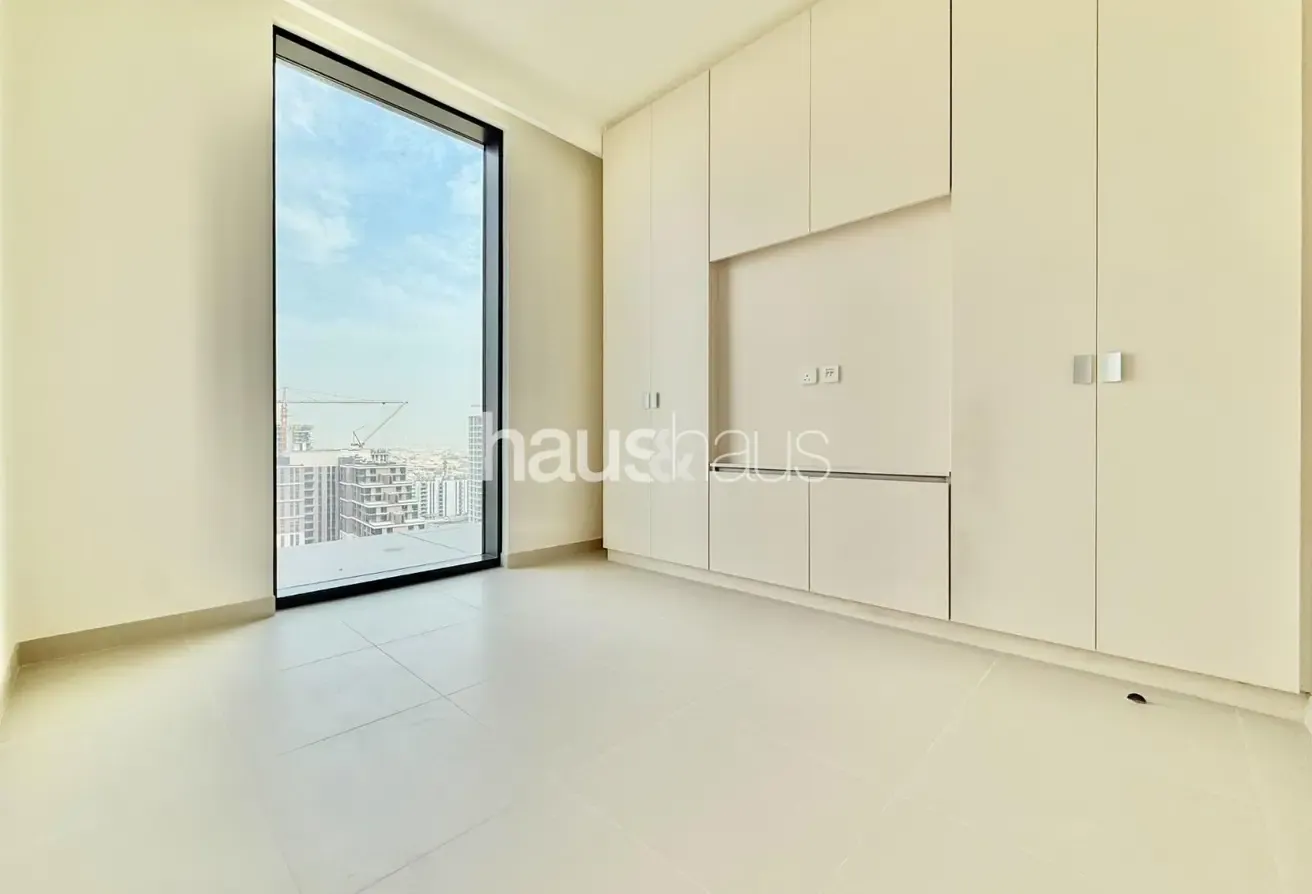 High Floor | Park View | Corner Unit