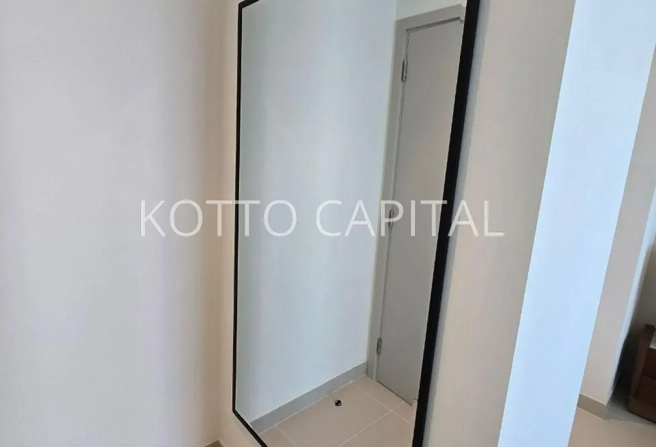 Spacious 2BR | Vacant | Furnished