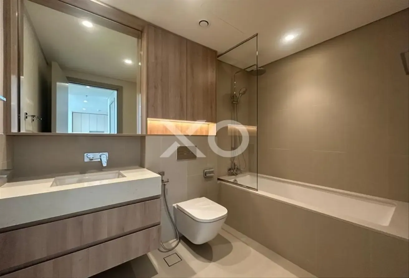 MULTIPLE CHEQUES | POOL VIEW | HIGH FLOOR