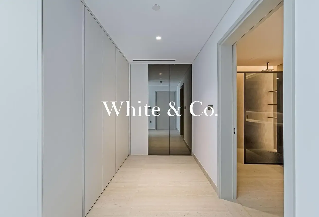 Furnish Option | Sea+Palm View | High Flr