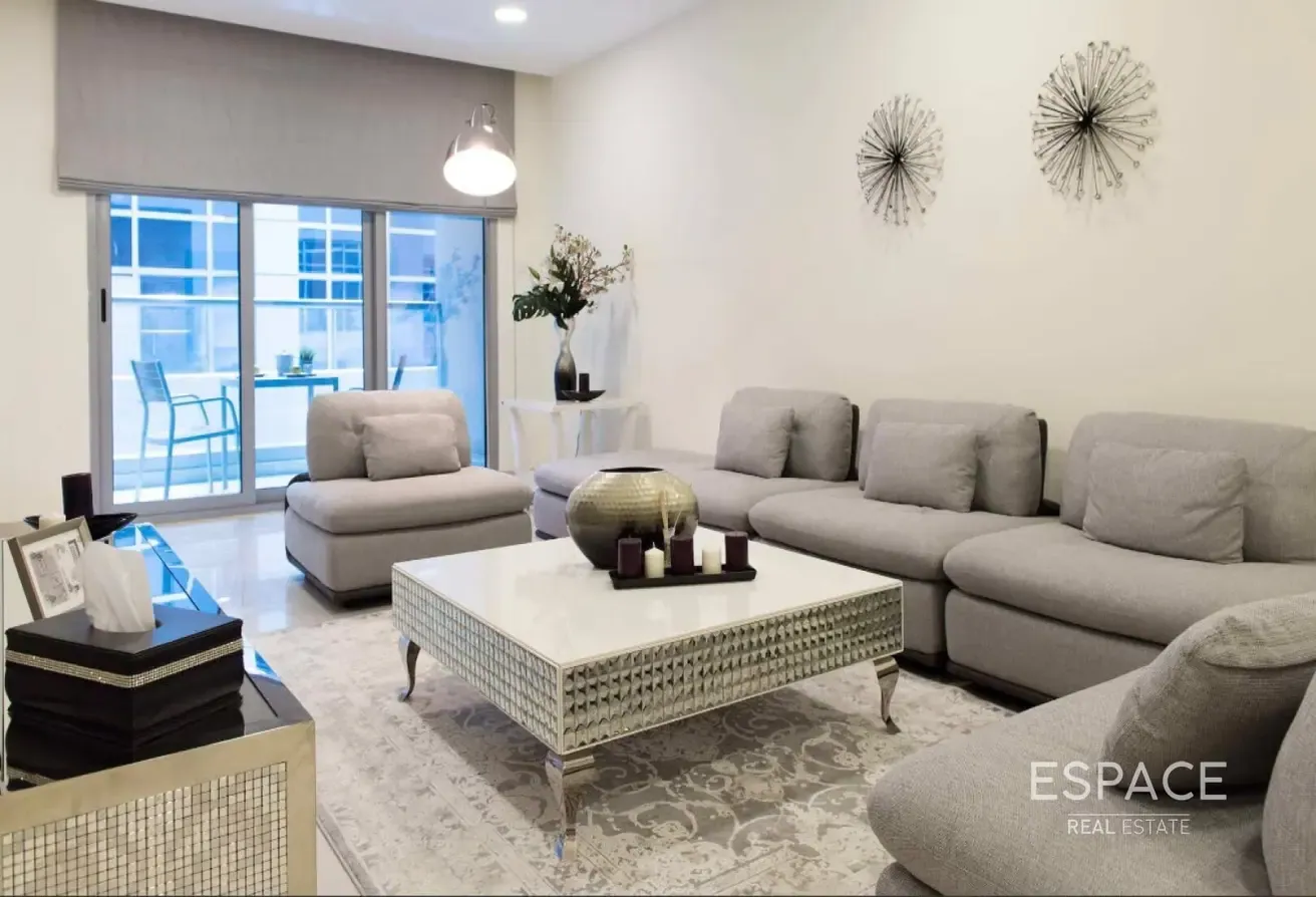 Spacious 2 bed  | Duplex | AVL 10th aug