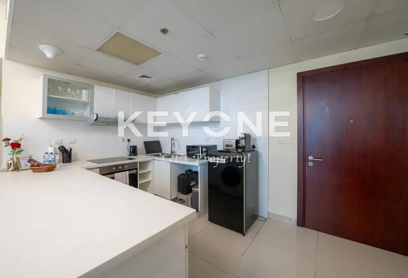 Fully Furnished 2BR | High Floor | Vacant