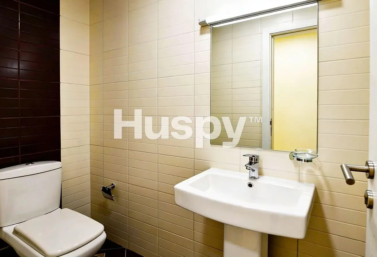 Marina View | Unfurnished | Must See