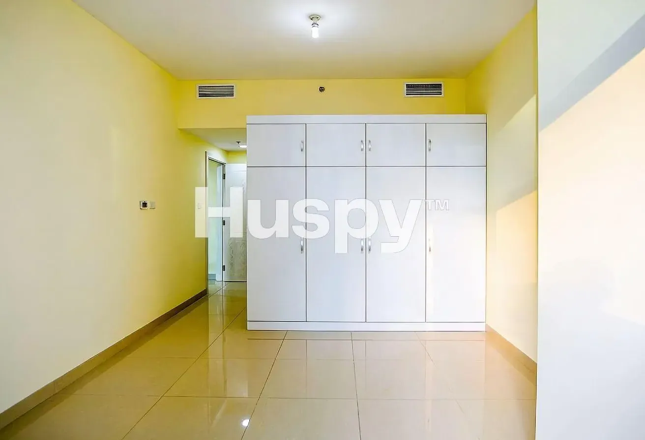 Marina View | Unfurnished | Must See