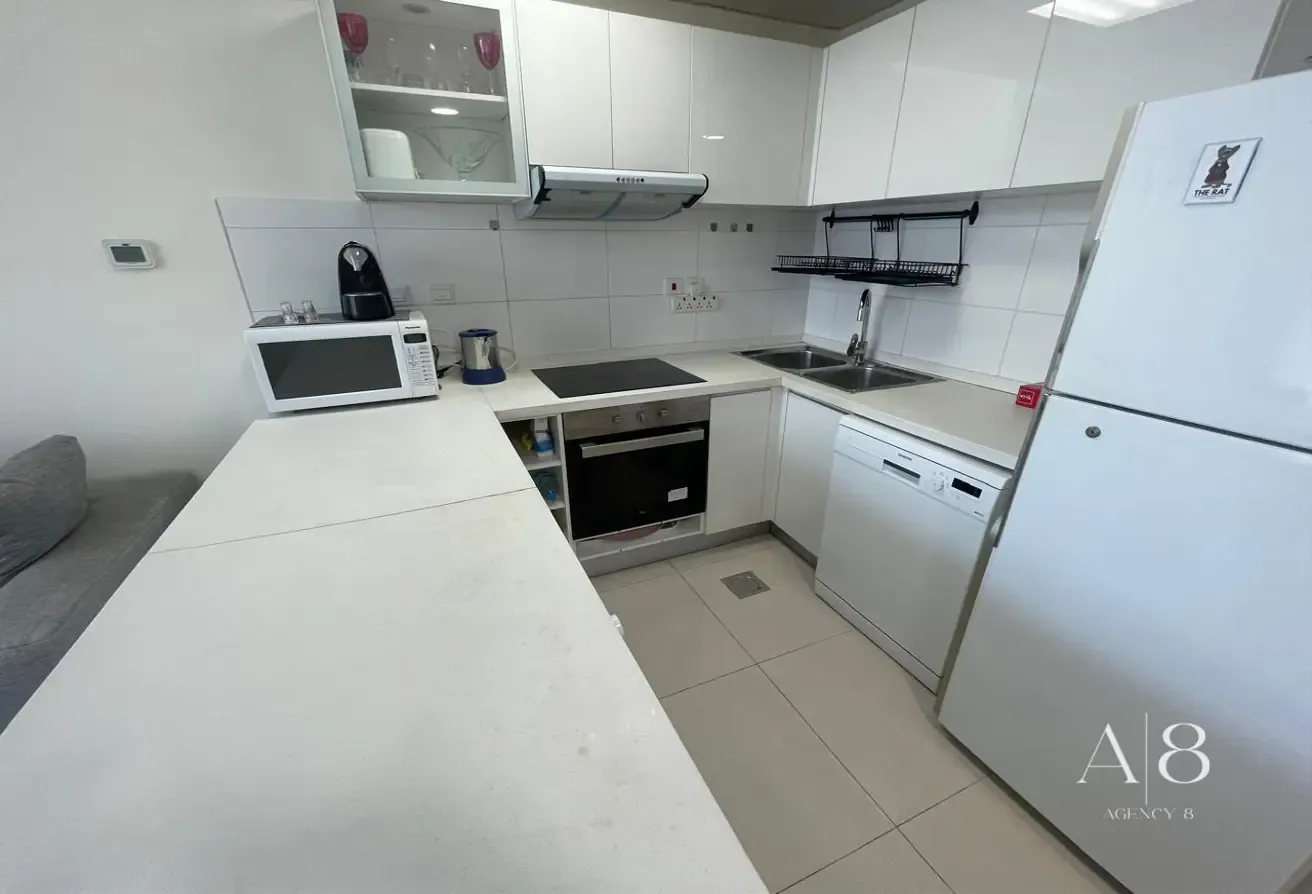 Skyline Serenity | Prime Location | Spacious
