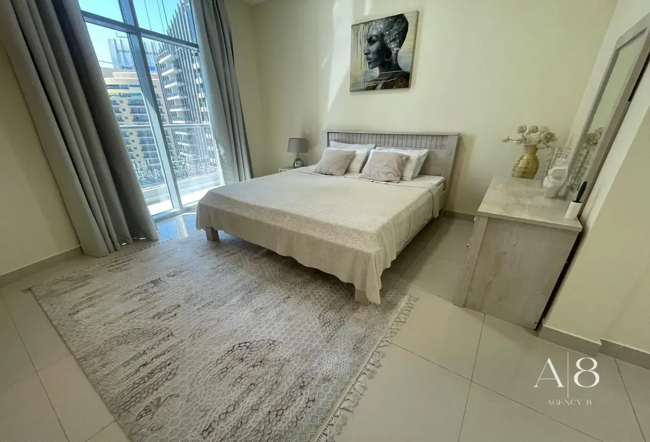 Skyline Serenity | Prime Location | Spacious