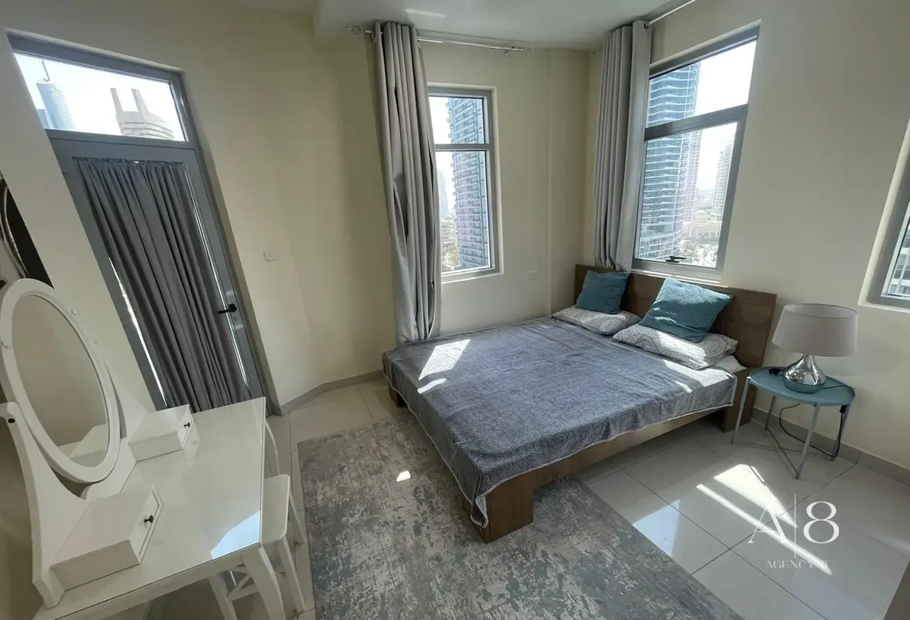 Skyline Serenity | Prime Location | Spacious