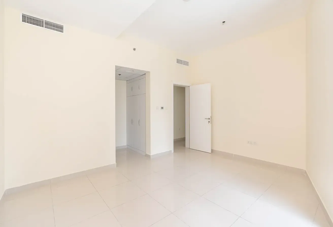 Managed | Spacious & Modern | Partial Marina View