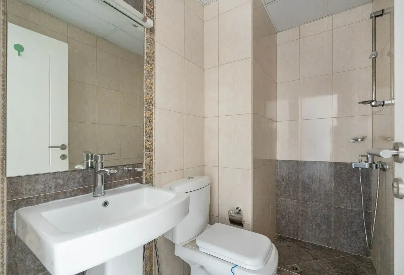 Managed | Spacious & Modern | Partial Marina View