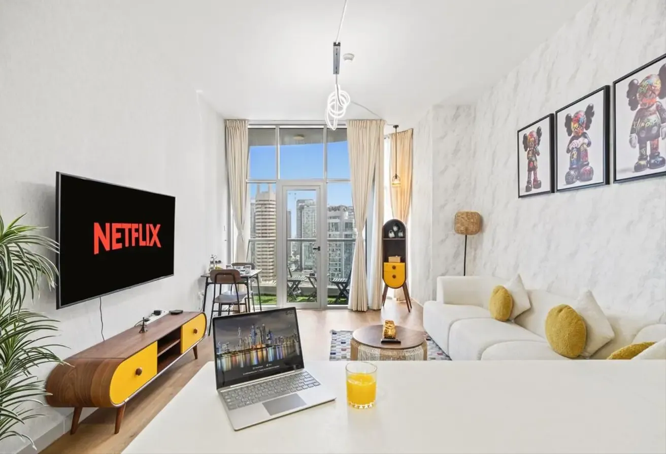 Upgraded 3br | Tennis Court | Marina View