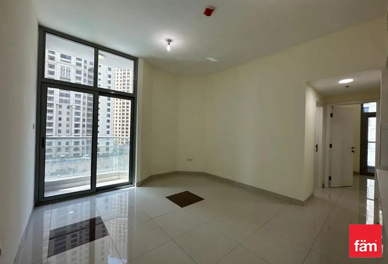 Stunning Unit | Vacant | Best Location | Open View