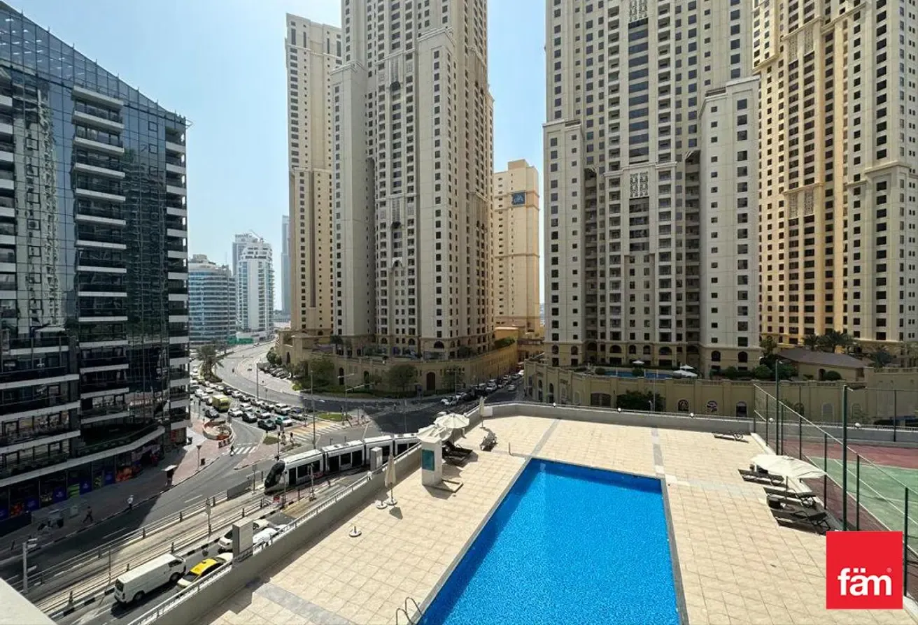 Stunning Unit | Vacant | Best Location | Open View