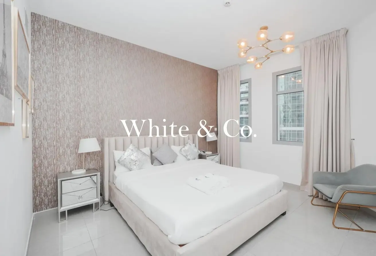 SPACIOUS | CLOSE TO BEACH | MARINA VIEW