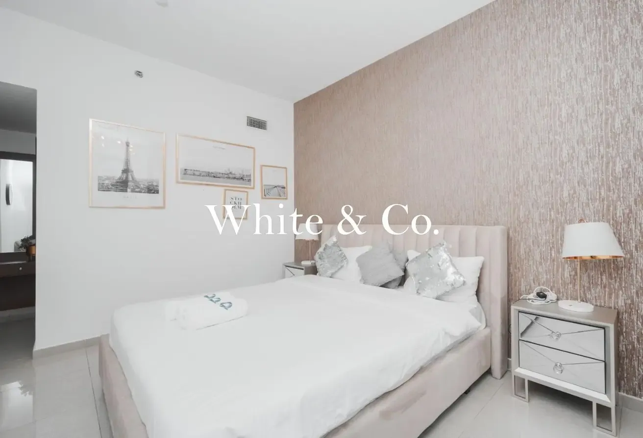 SPACIOUS | CLOSE TO BEACH | MARINA VIEW