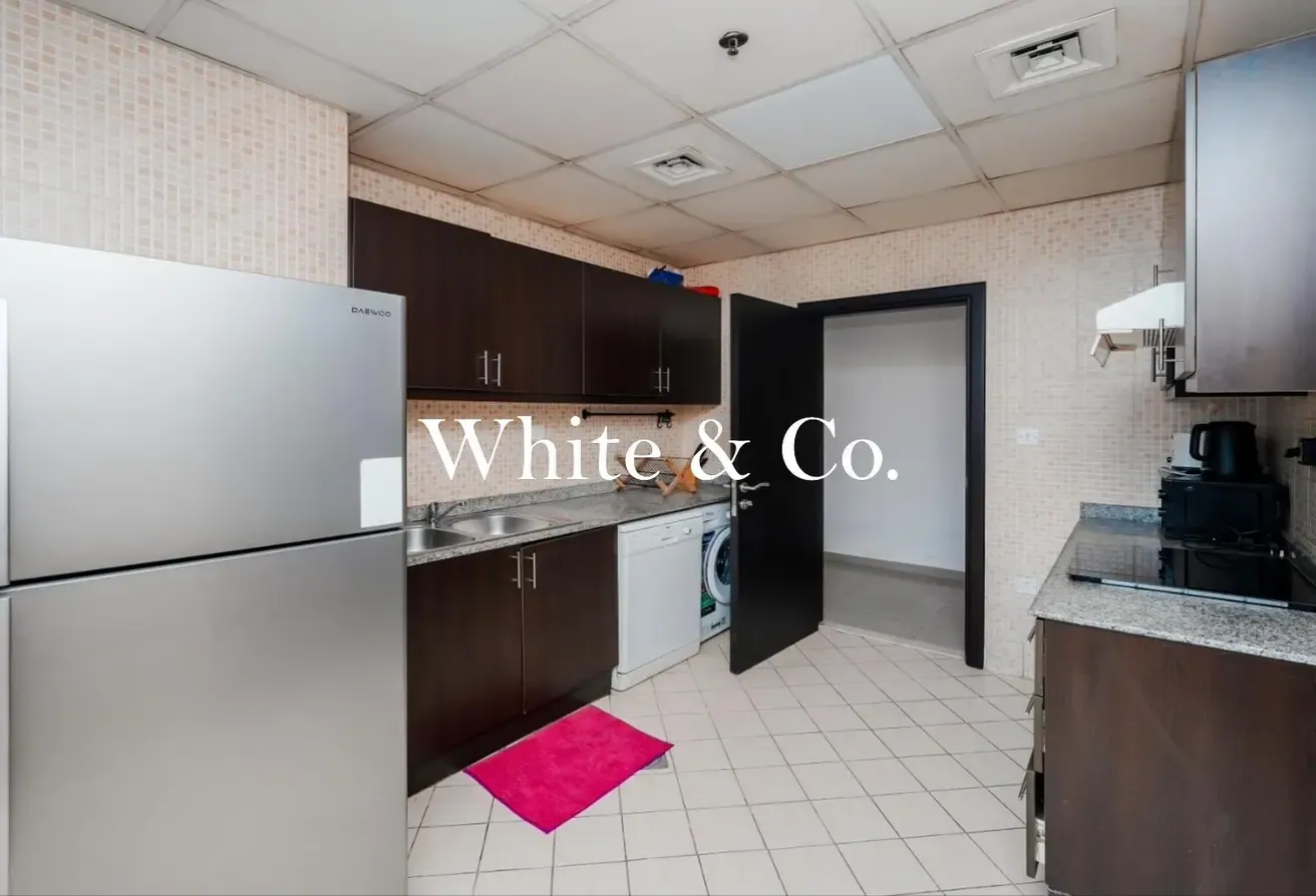 SPACIOUS | CLOSE TO BEACH | MARINA VIEW