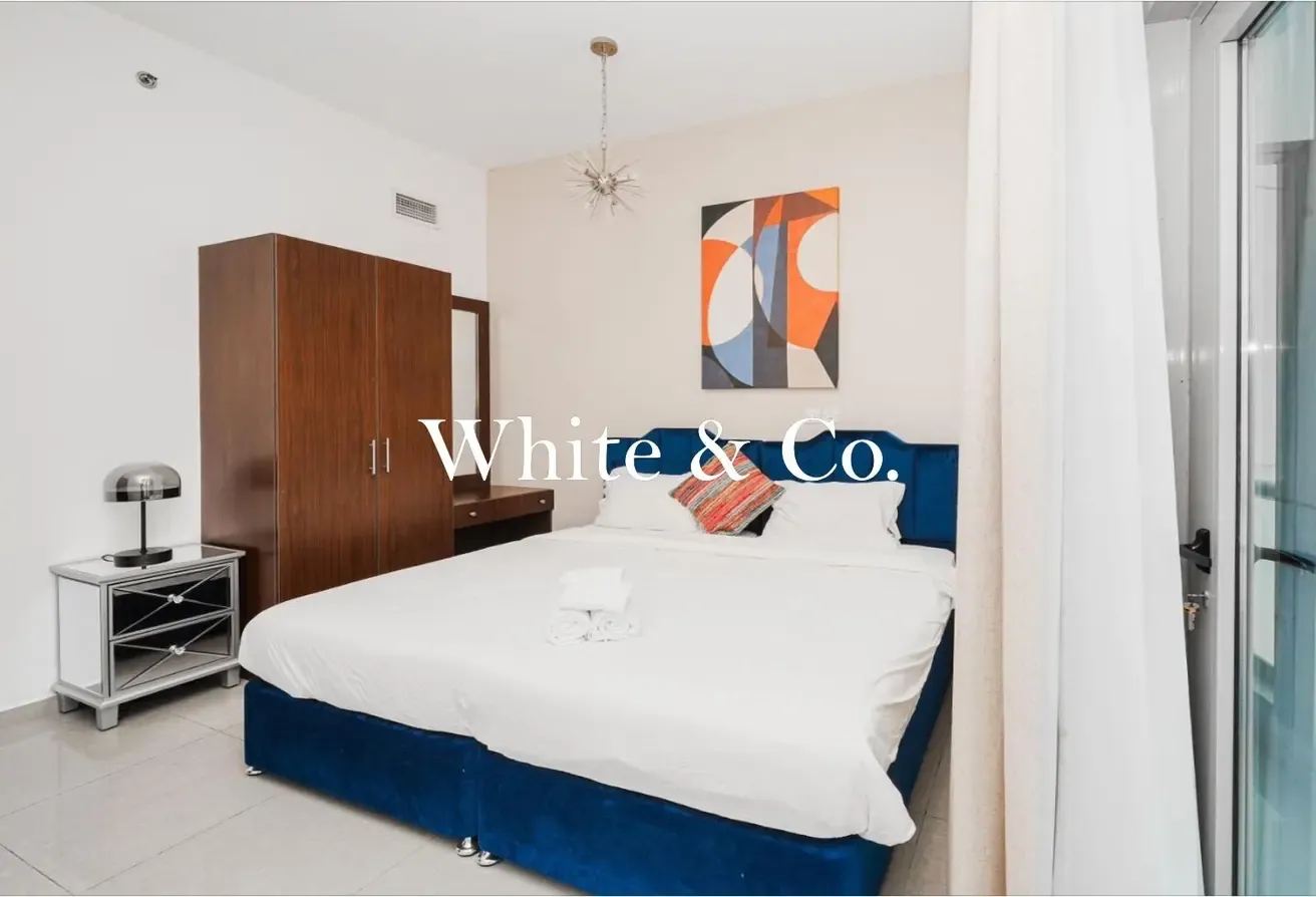 SPACIOUS | CLOSE TO BEACH | MARINA VIEW