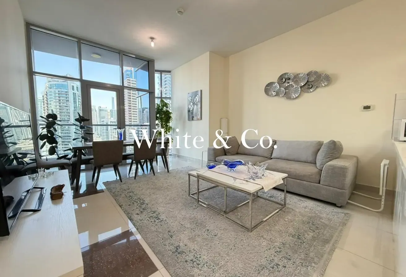 PRIME LOCATION | PREMIUM LIVING |SPACIOUS