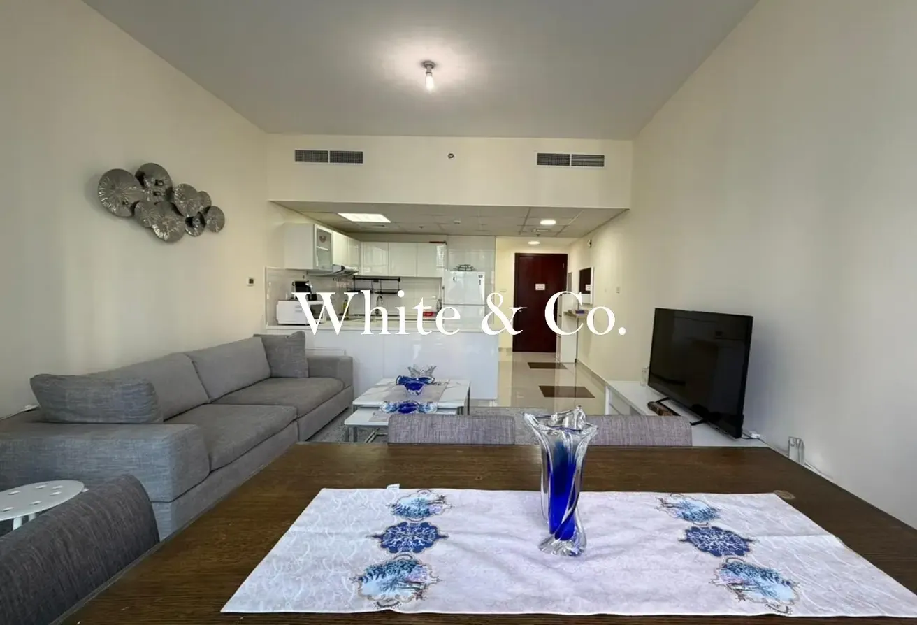 PRIME LOCATION | PREMIUM LIVING |SPACIOUS