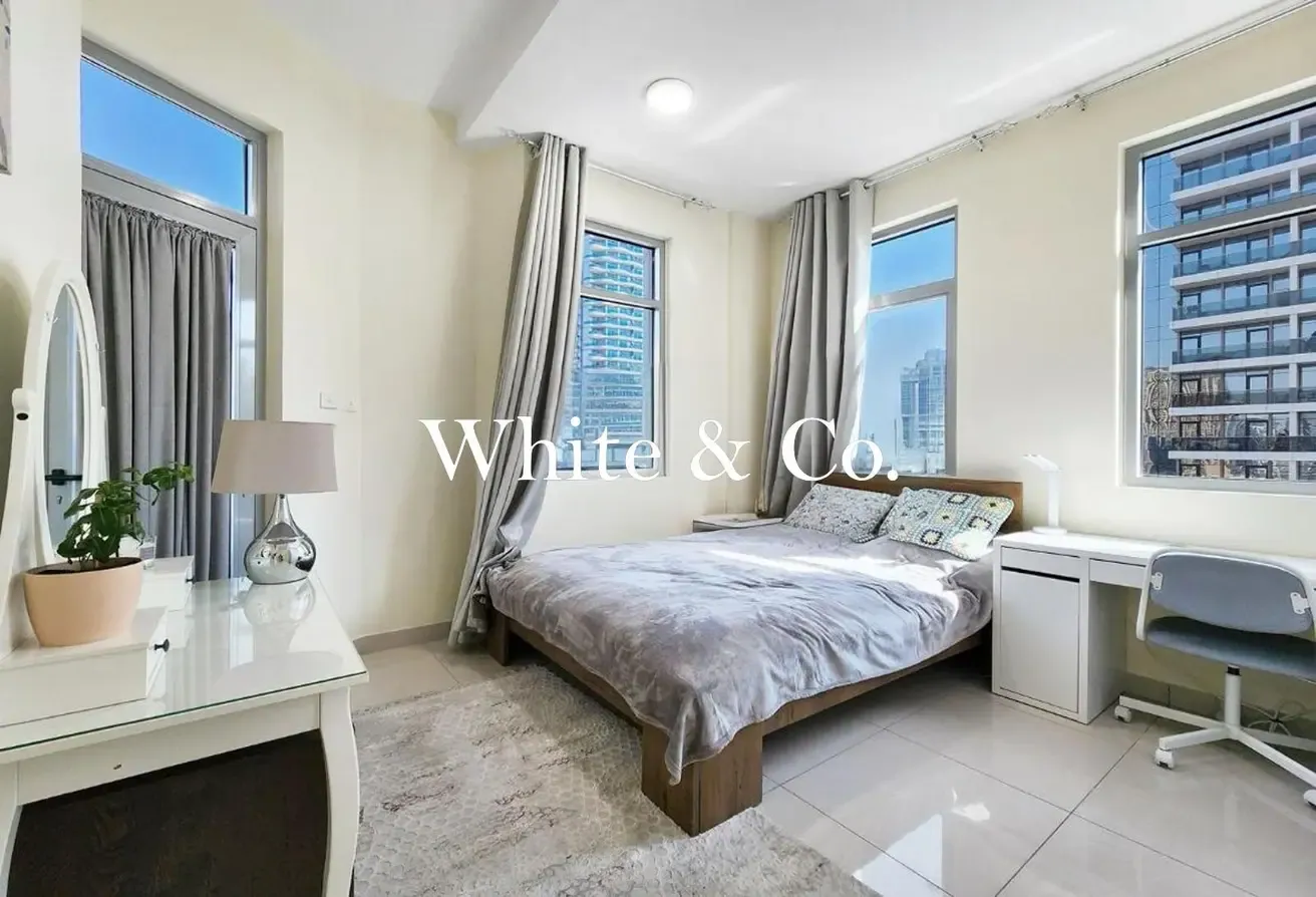 PRIME LOCATION | PREMIUM LIVING |SPACIOUS