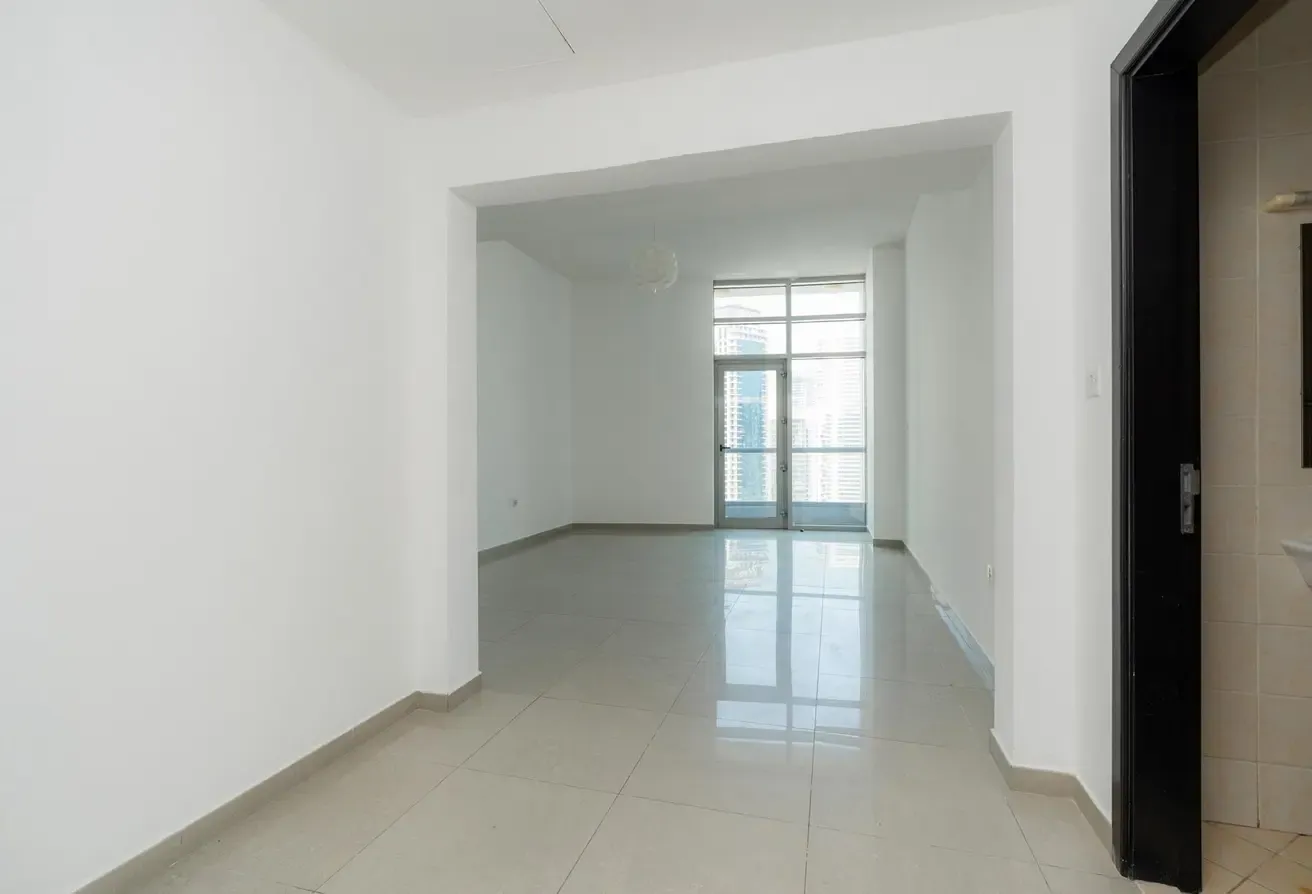 Managed | Amazing Marina Views | VACANT