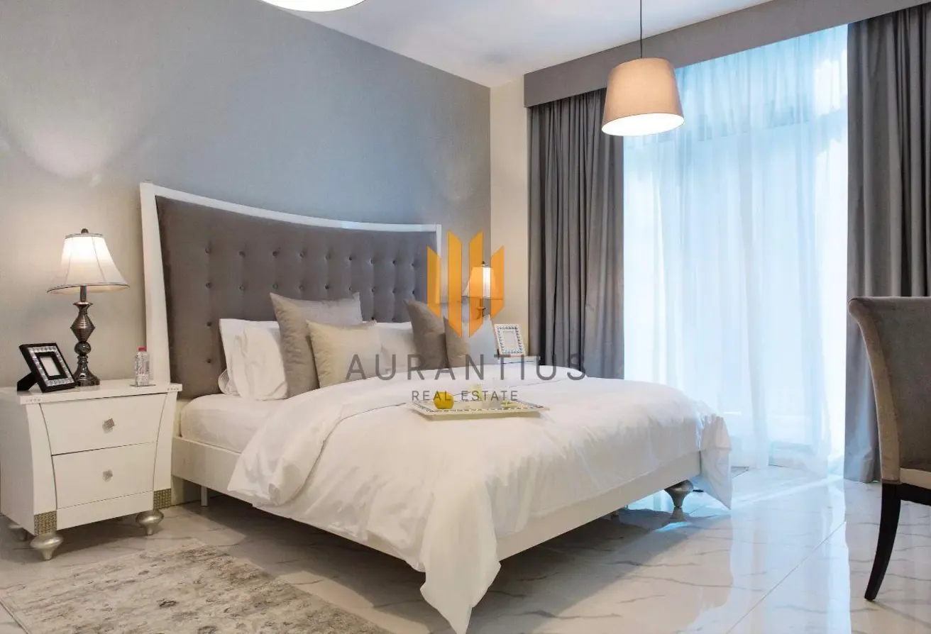 Furnished | Upgraded | Spacious Unit