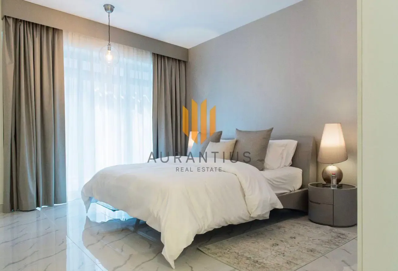 Furnished | Upgraded | Spacious Unit