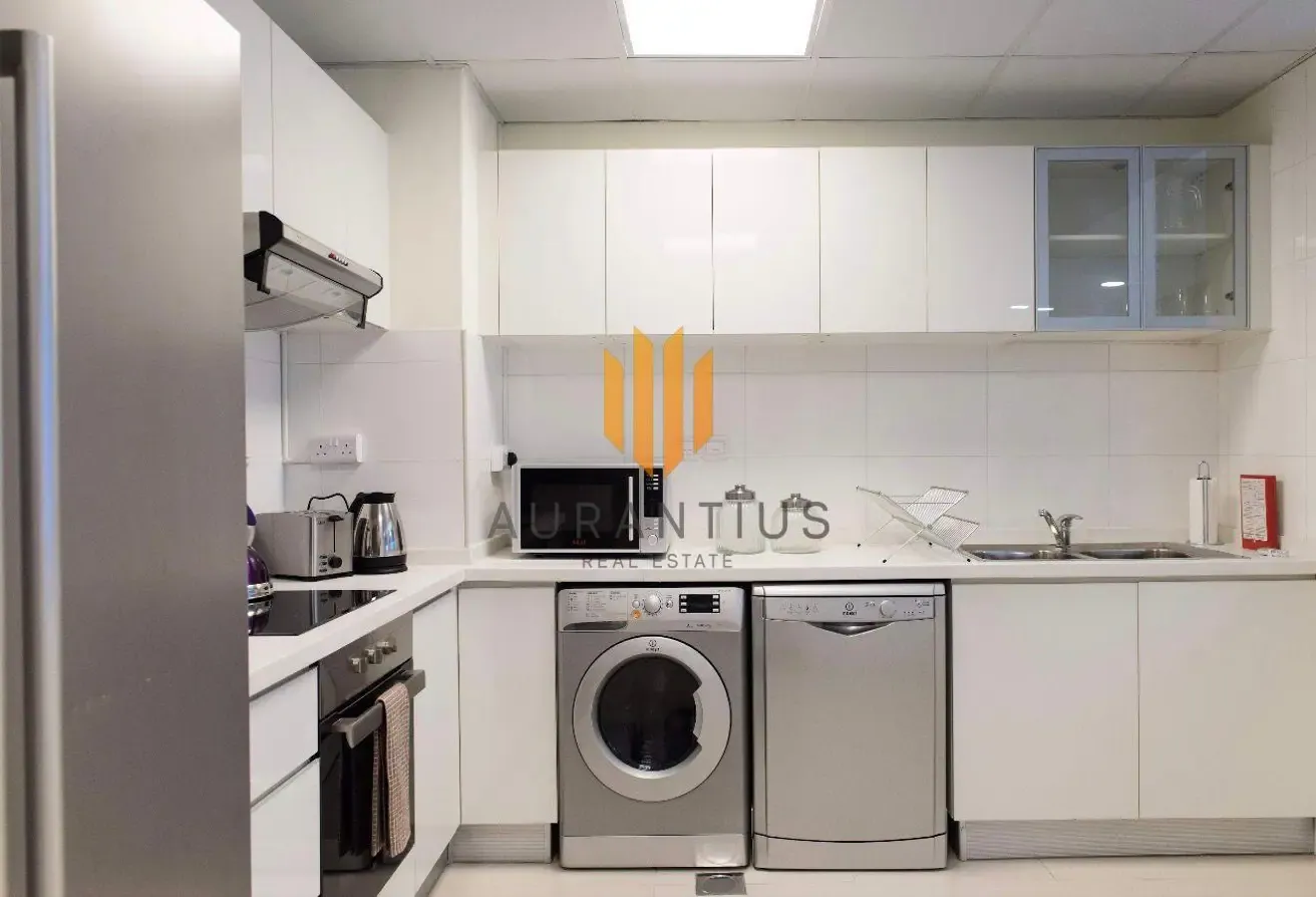 Furnished | Upgraded | Spacious Unit