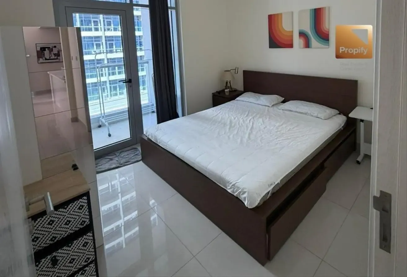Exclusive 2BR Marina Living | Stunning Pool View