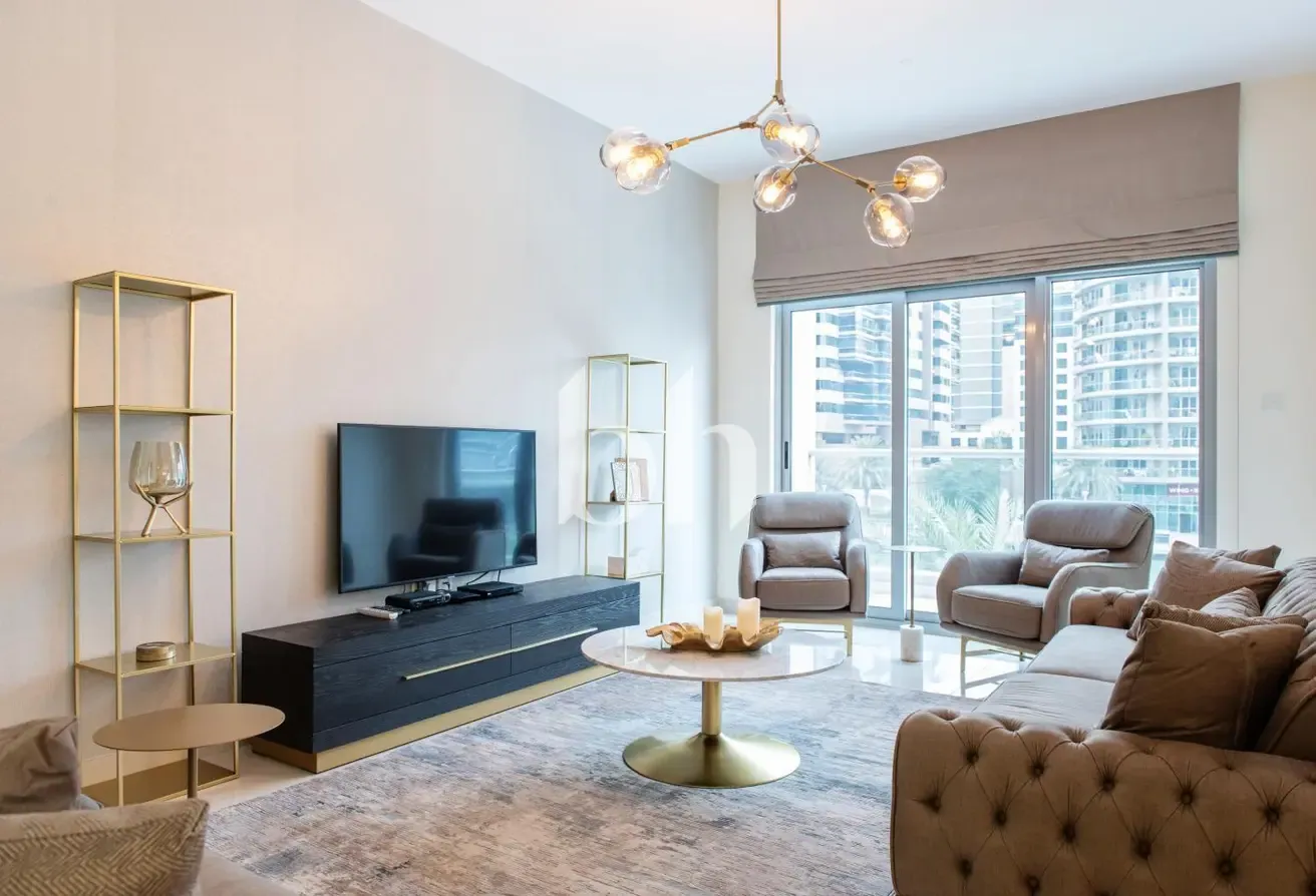 Marina View | Fully Upgraded | Spacious