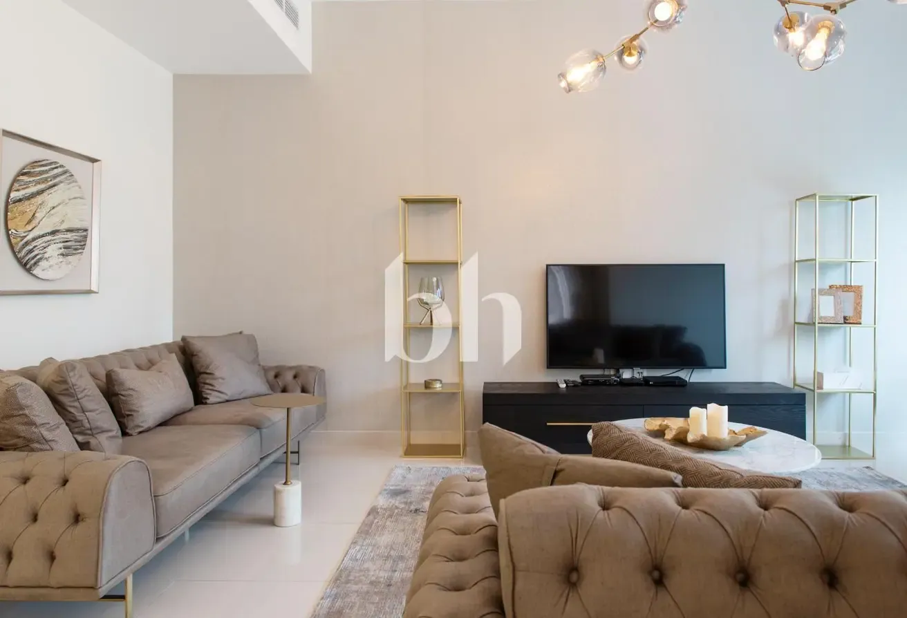 Marina View  | Fully Upgraded | Spacious