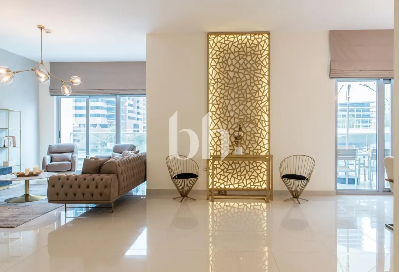 Marina View  | Fully Upgraded | Spacious