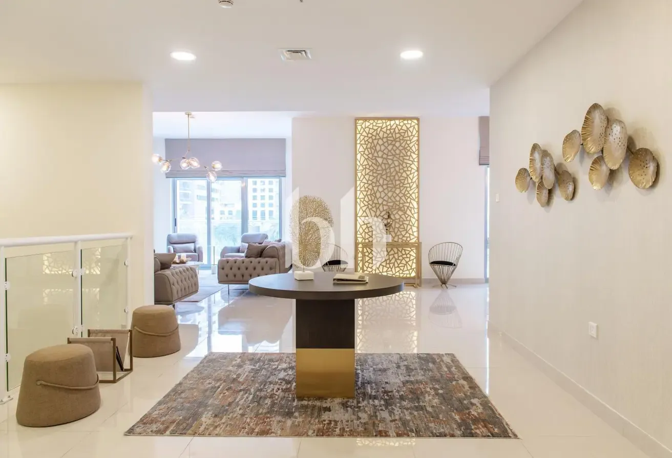 Marina View  | Fully Upgraded | Spacious