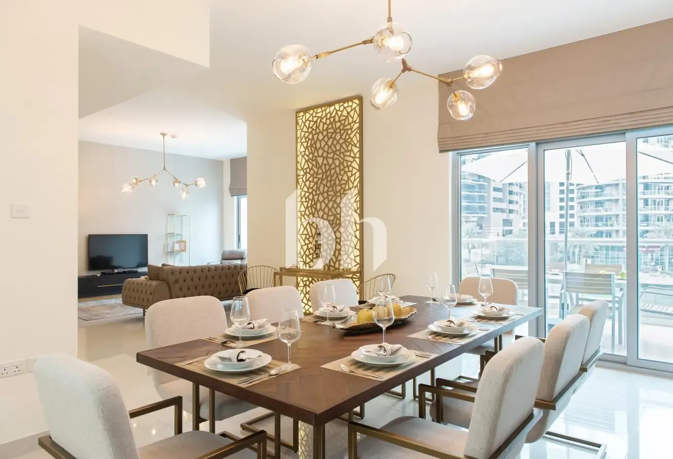 Marina View  | Fully Upgraded | Spacious