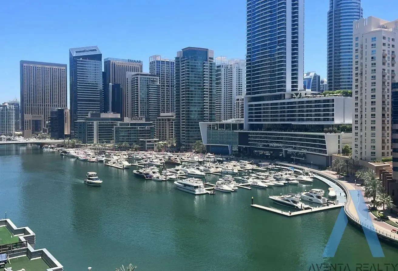 Marina View | Modern | Well Maintained
