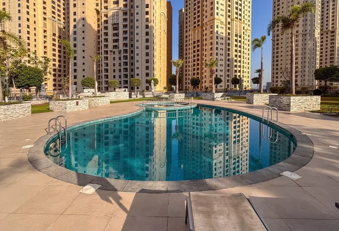 Spacious 3BR Dubai Marina| Pool, Sauna & Game Room