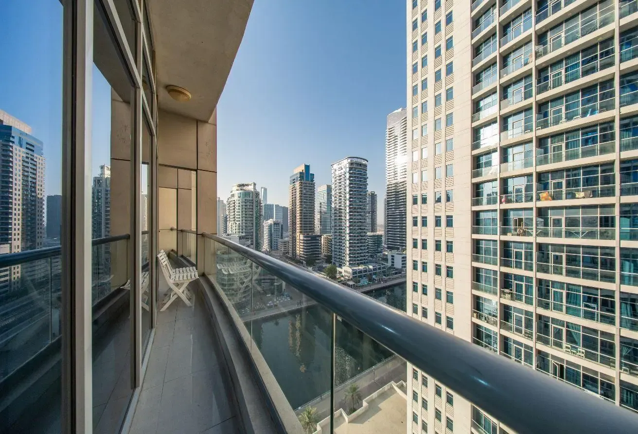 Spacious 3BR Dubai Marina| Pool, Sauna & Game Room