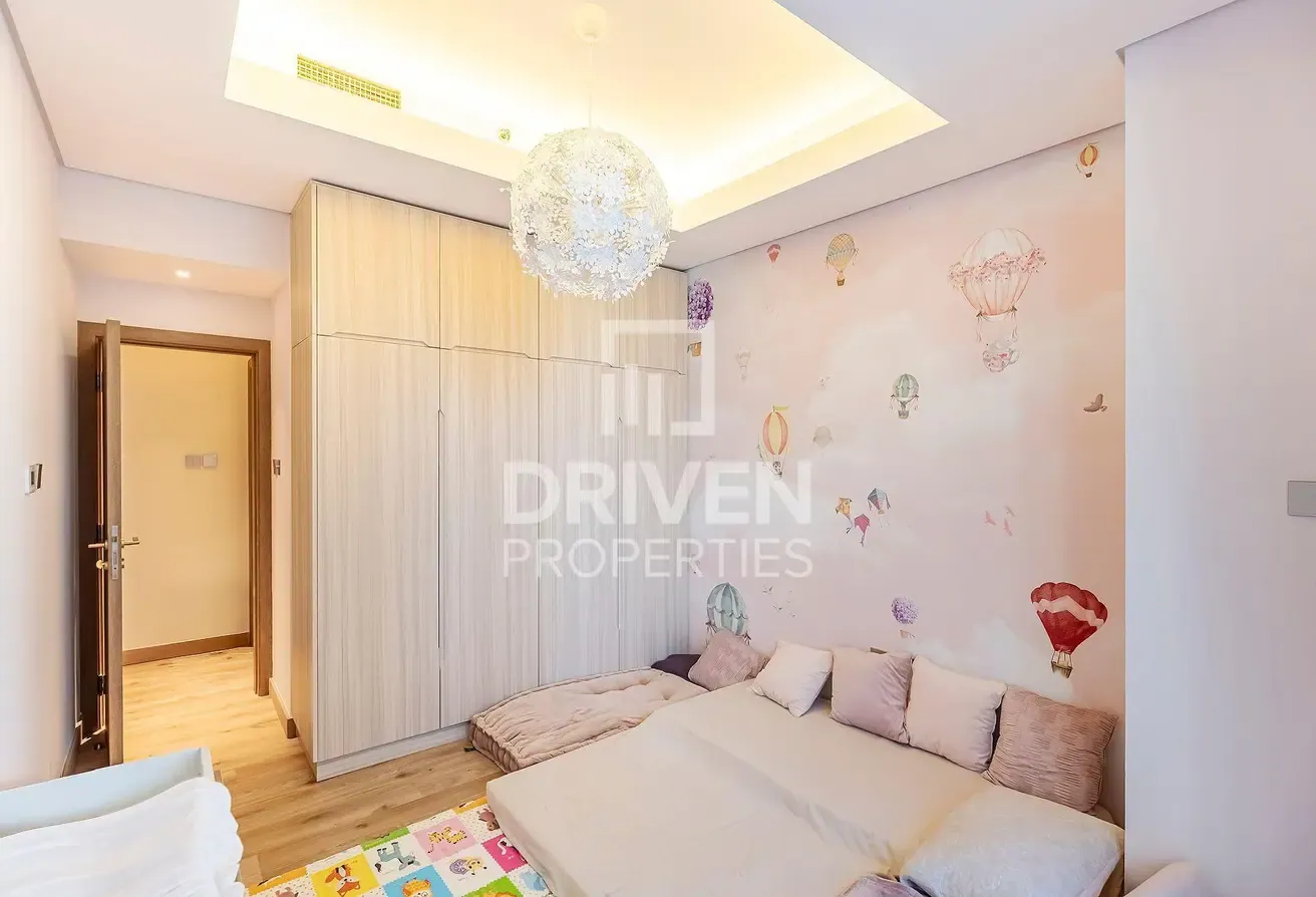 Upgraded | Spacious | Marina View | High Floor