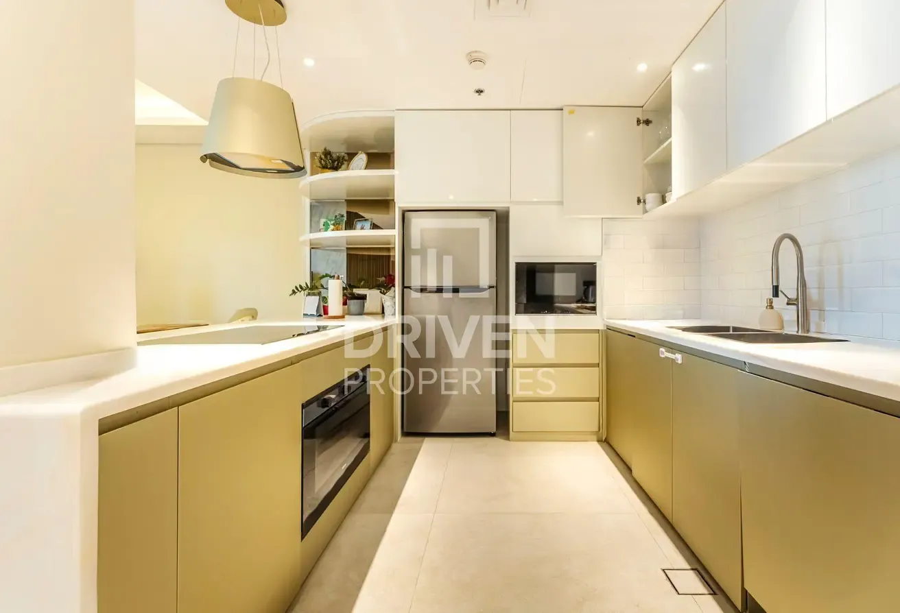Upgraded | Spacious | Marina View | High Floor