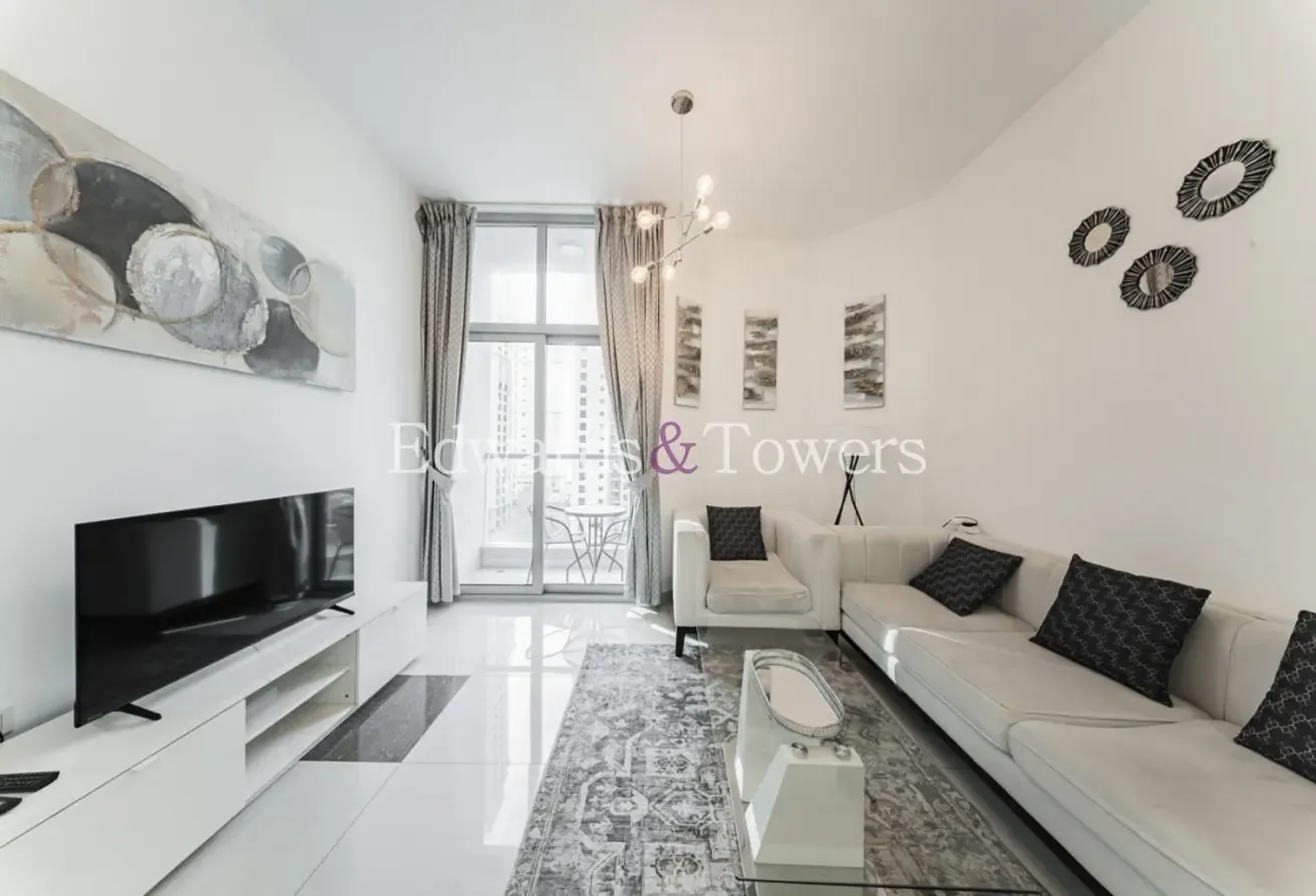 Well Maintained | Modern | Ready to move in