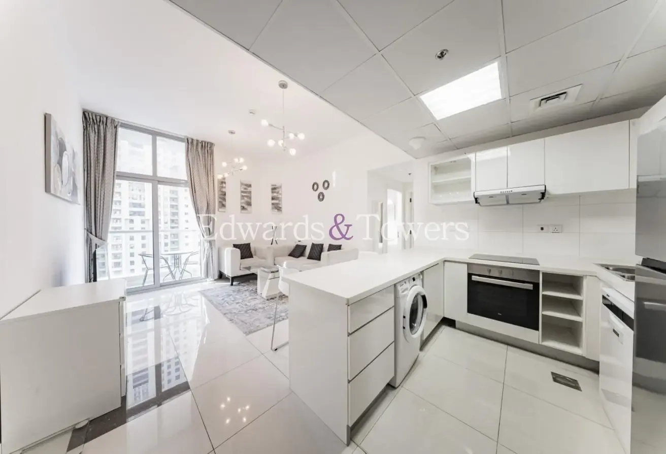 Well Maintained | Modern | Ready to move in