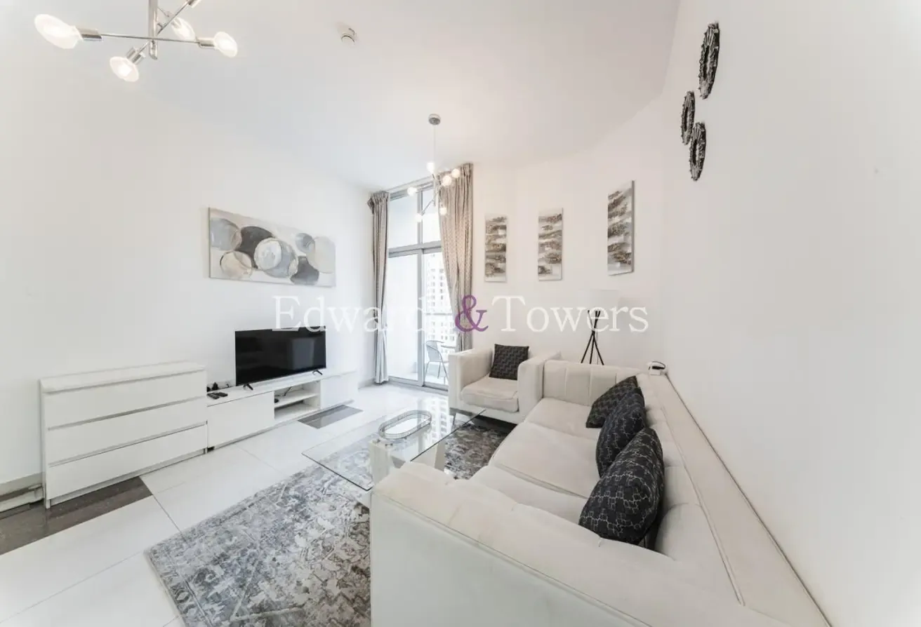 Well Maintained | Modern | Ready to move in