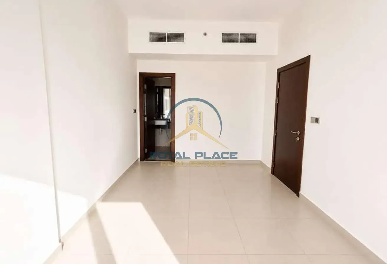 Ready to Move | Spacious & Bright | Prime Location