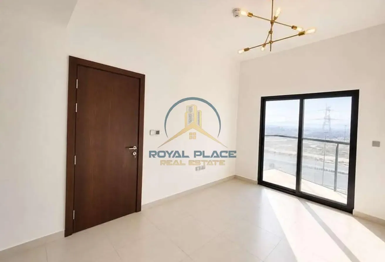 Ready to Move | Spacious & Bright | Prime Location