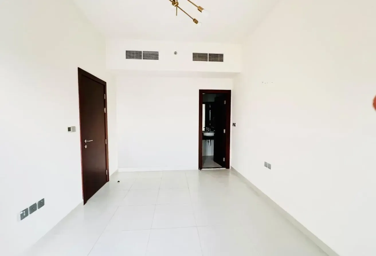 BEST DEAL | CHILLER FREE | NEAR TO EXIT ENTRY